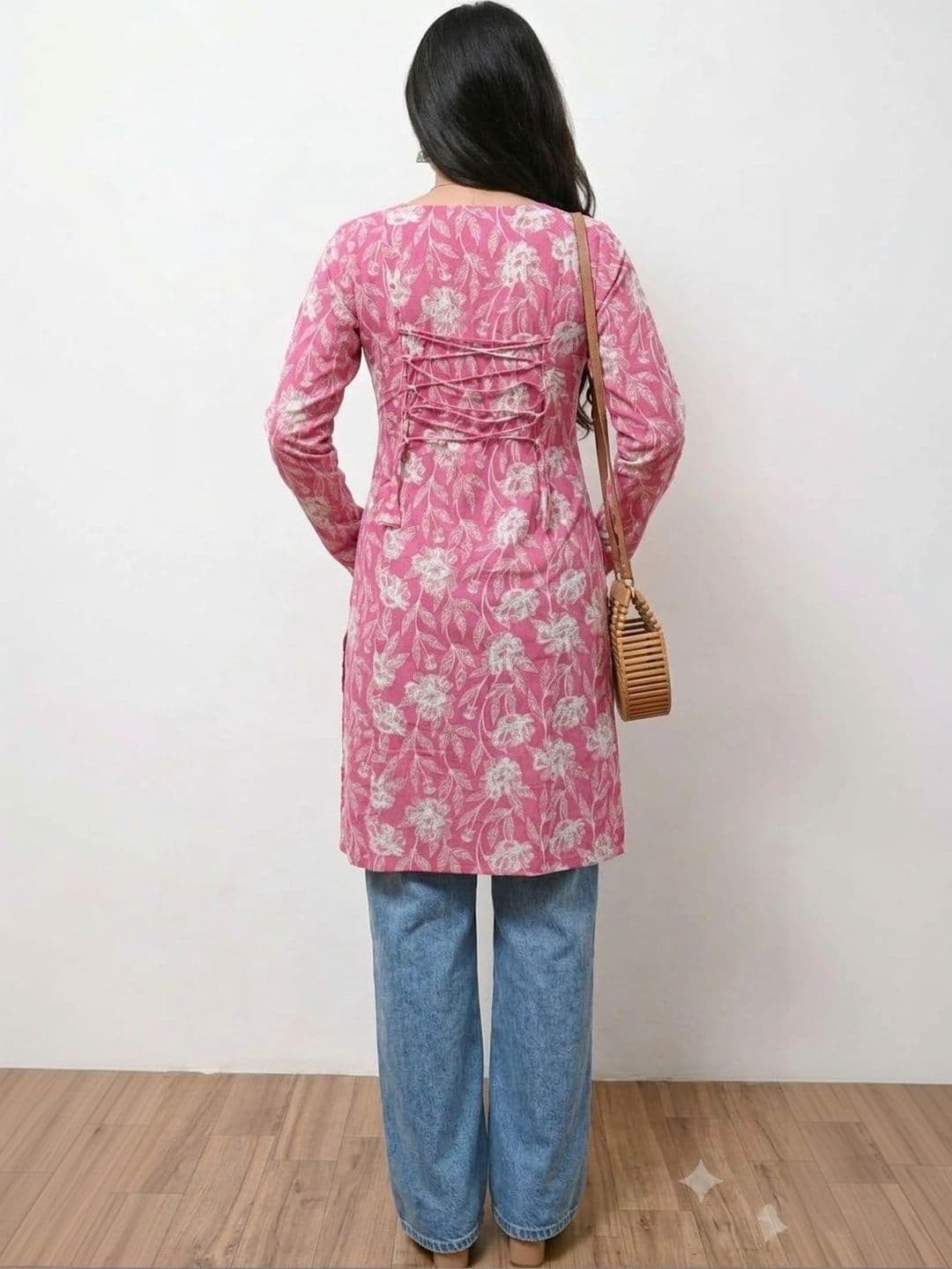 CHIRAAI Women Floral Printed Floral Kurta thumbnail 5