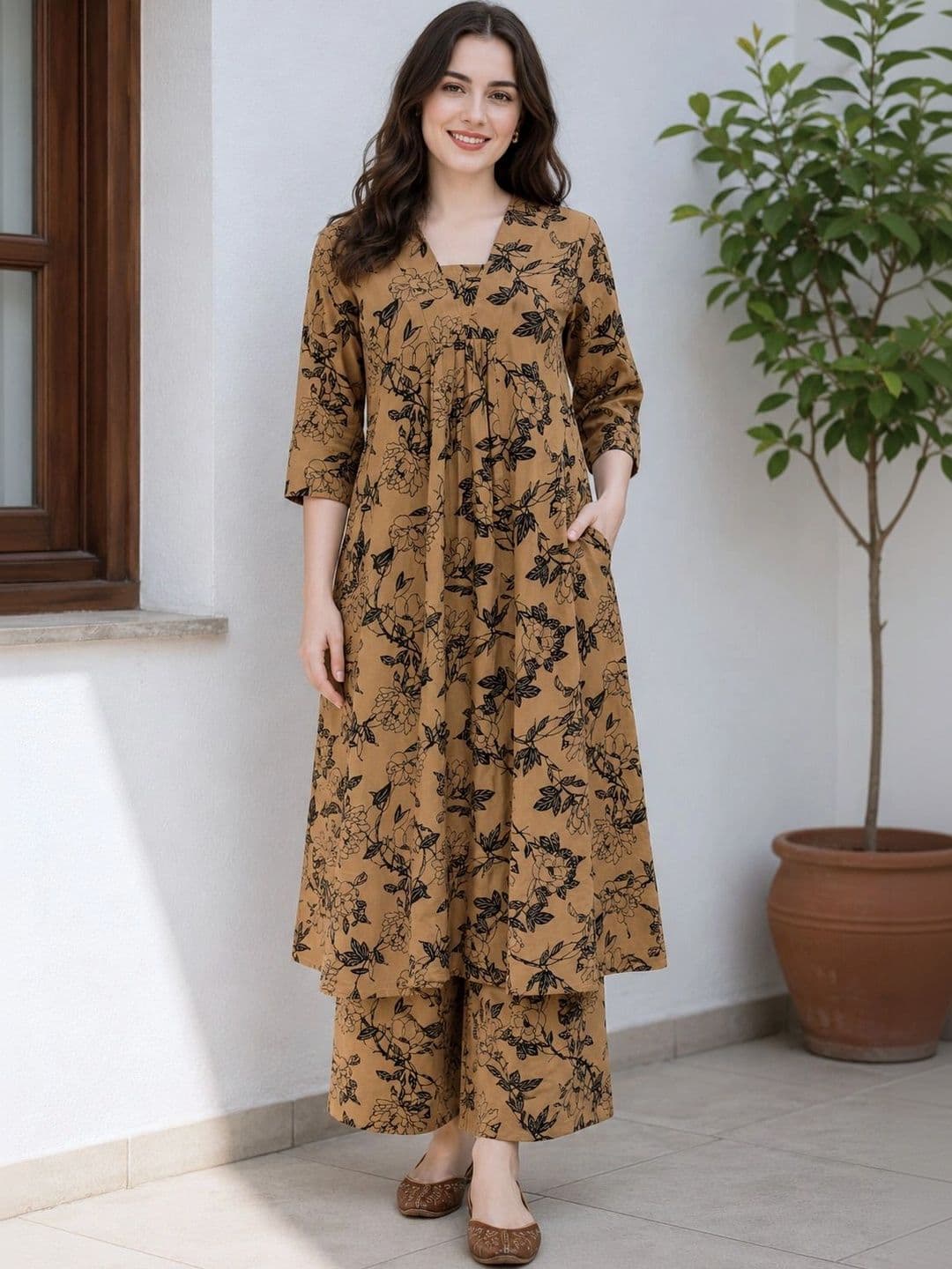 NEW ETHNIC 4 YOU Women Floral Printed Regular Kurta with Trousers - view 1