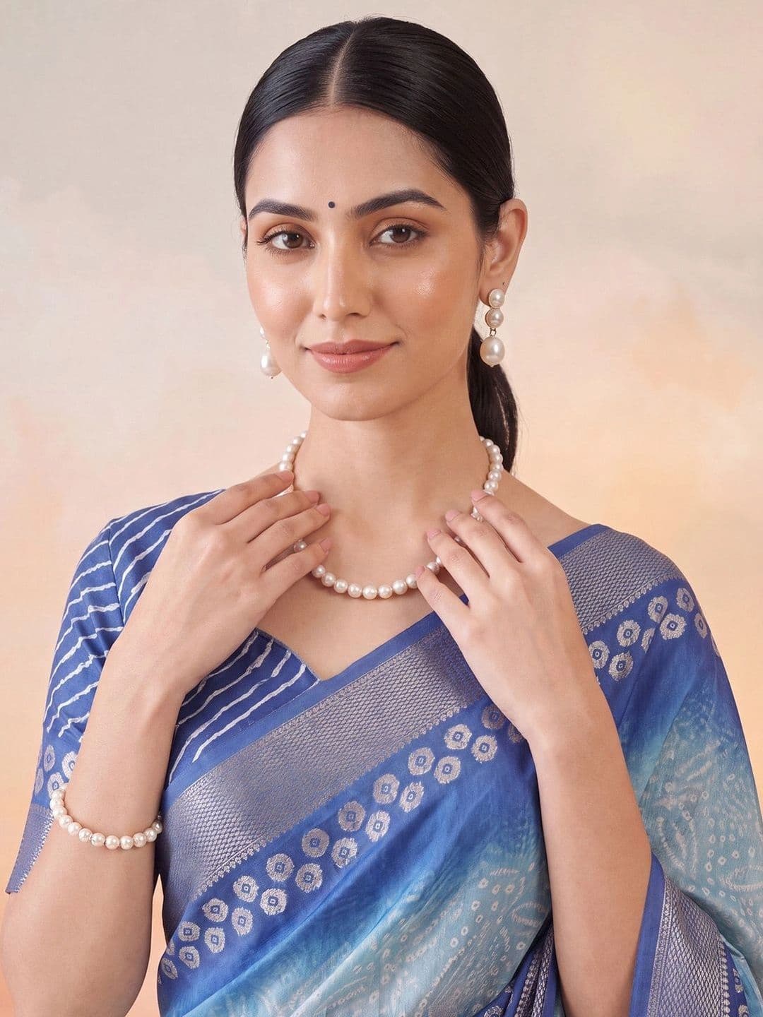 Anouk Ombre Zari Designer Bandhani Saree thumbnail 5