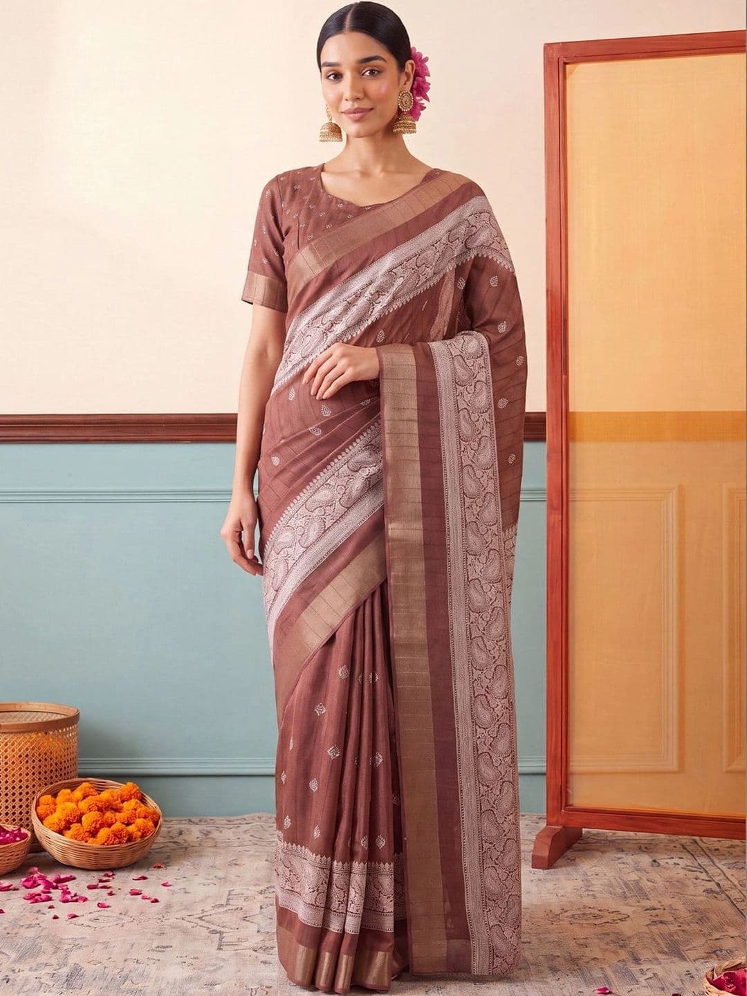 Anouk Woven Design Zari Silk Blend Designer Saree thumbnail 5