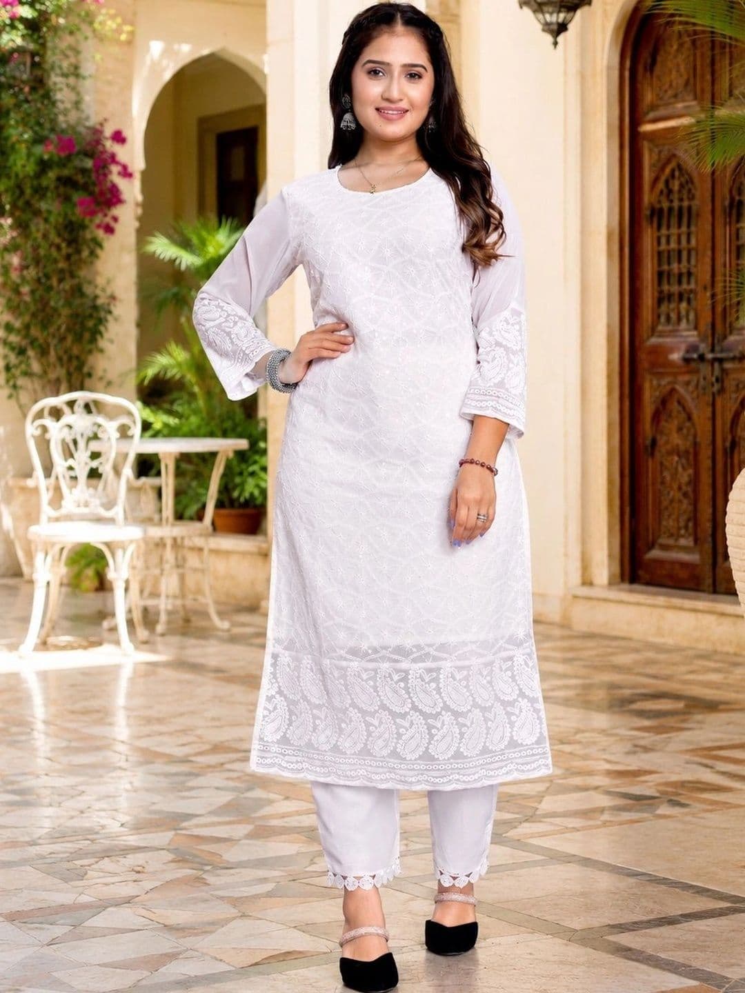 C H CREATION Ethnic Motifs Embroidered Chikankari Pure Georgette Chikankari Kurti - view 1