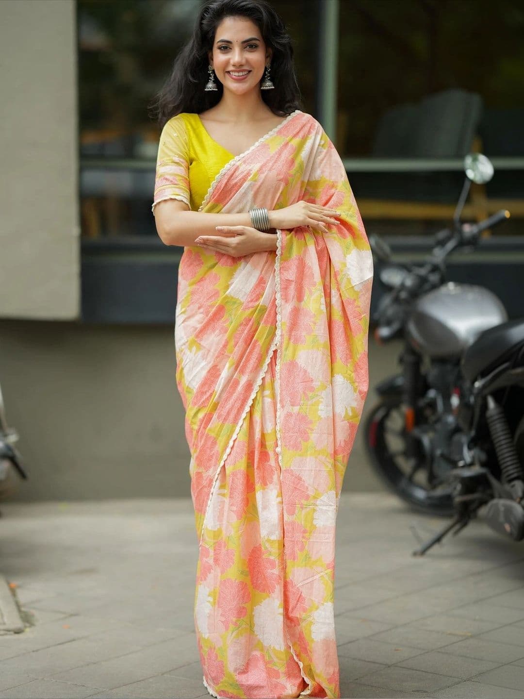 RAJHANS ENTERPRISE Floral Pure Linen Ikat Saree - view 1