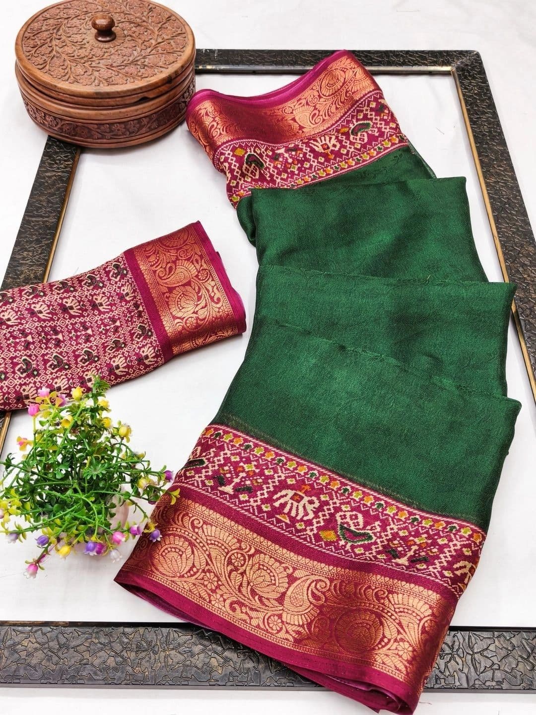 Peachmode Woven Design Zari Art Silk Handloom Patola Saree thumbnail 2