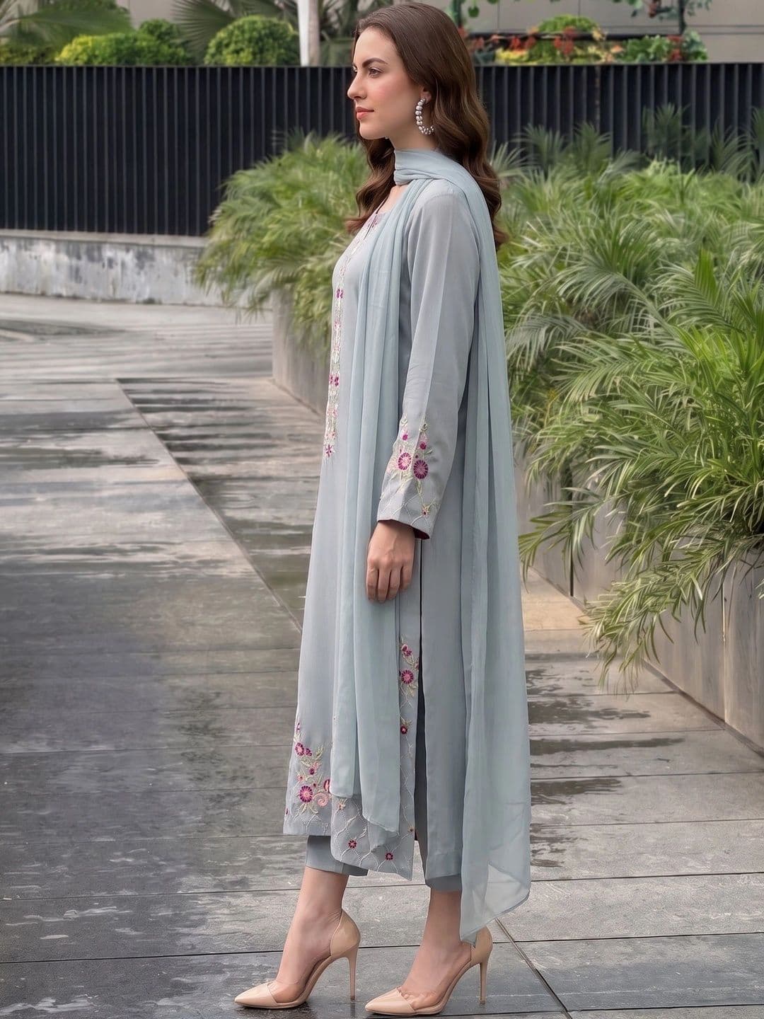 Sangria Embroidered Thread Work Chanderi Silk Straight Kurta with Trousers & Dupatta thumbnail 5