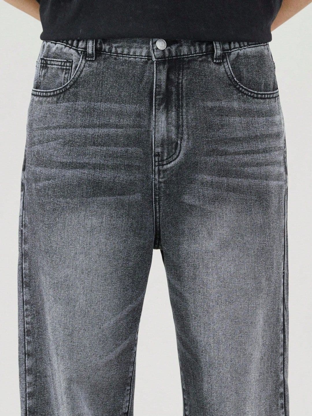 PINKLIT Men Straight Fit Mid-Rise Light Fade Jeans thumbnail 4