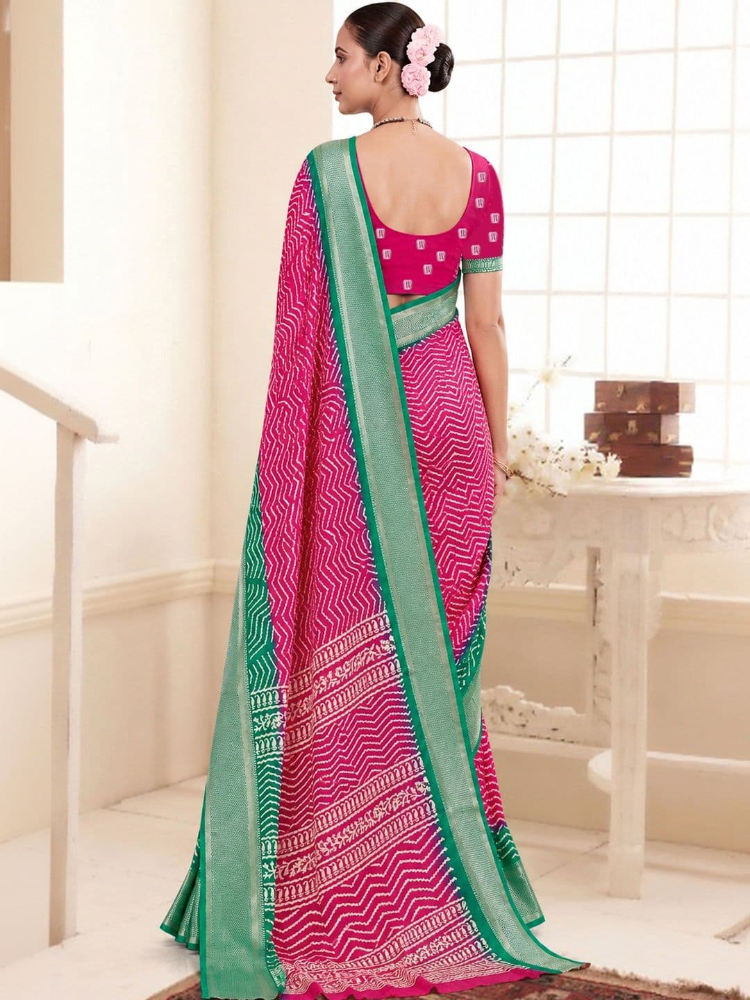 ELINA FASHION & HOME Jacquard Woven Silk Saree thumbnail 4