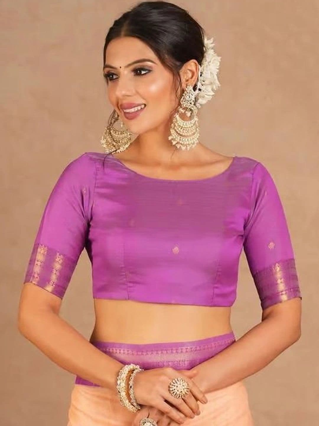 ZELLURE Striped Zari Art Silk Kanjeevaram Saree thumbnail 2