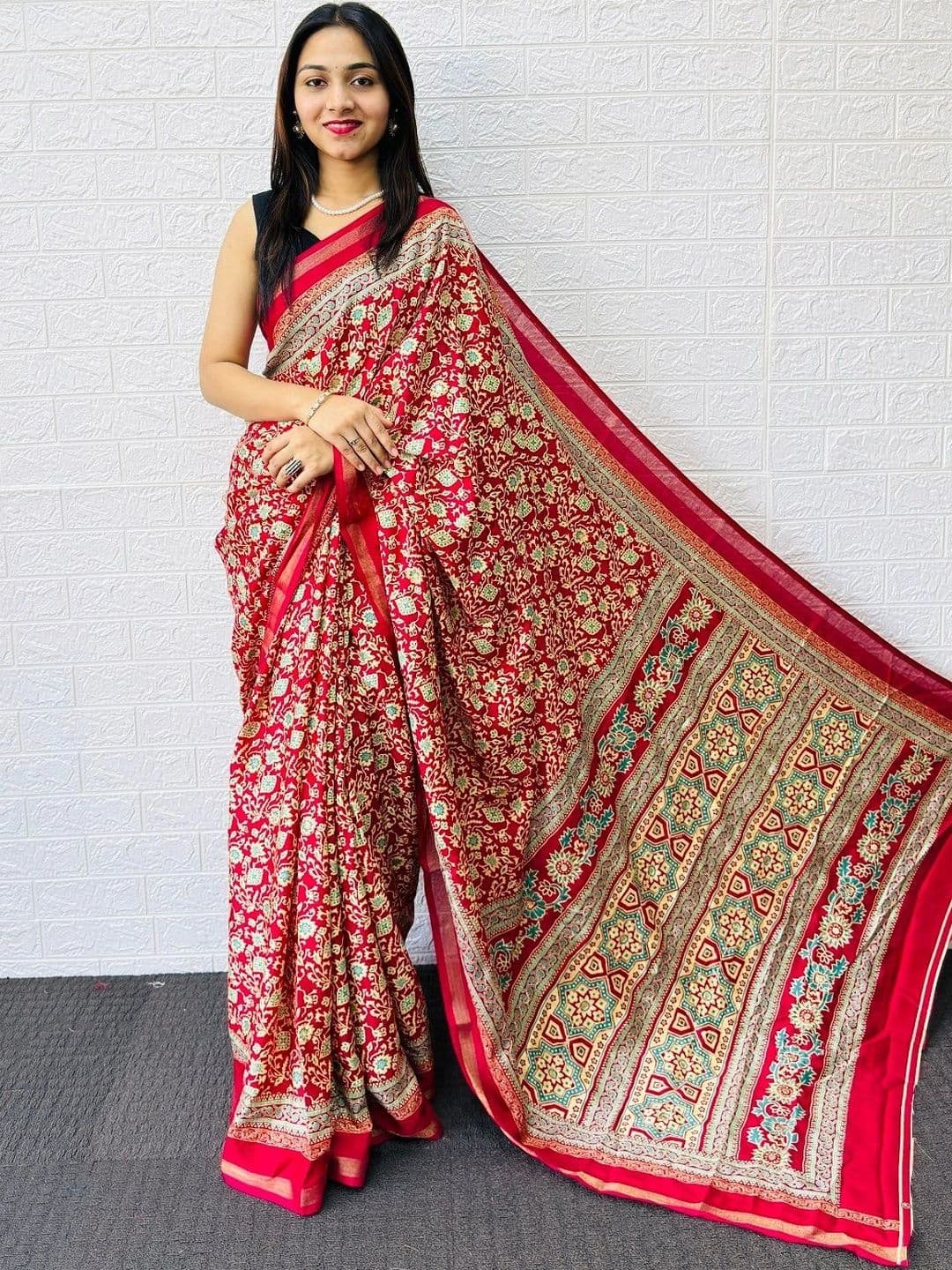 FABBRITY Paisley Mirror Work Pure Cotton Designer Saree thumbnail 5