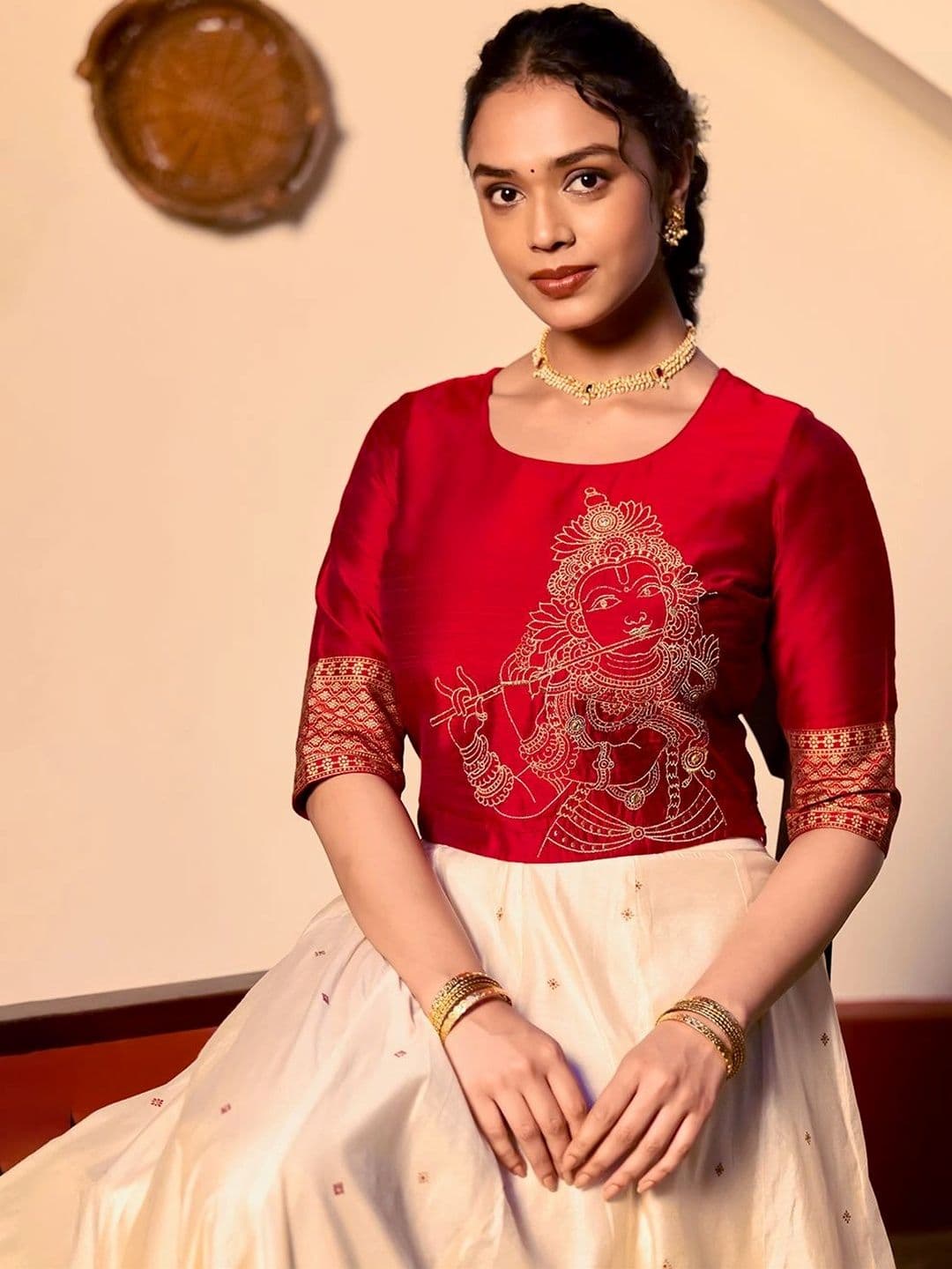 Maybell Women's Silk Blend Embroidered Round Neck Onam Theme Top with Skirt Set thumbnail 4