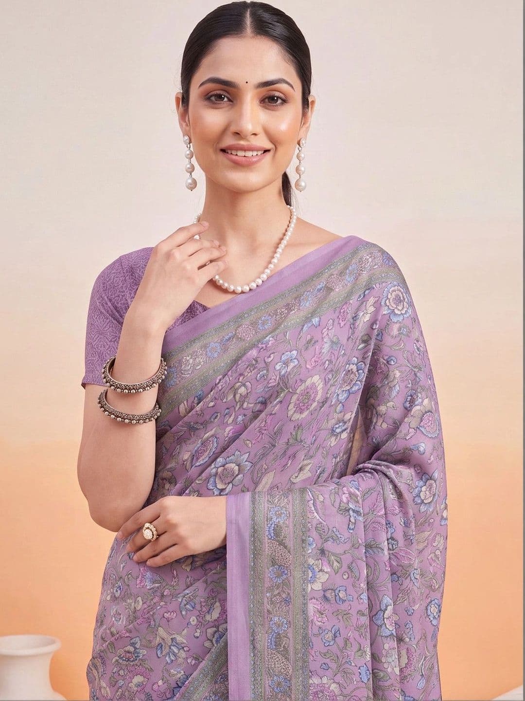 Anouk Floral Poly Crepe Designer Saree thumbnail 3