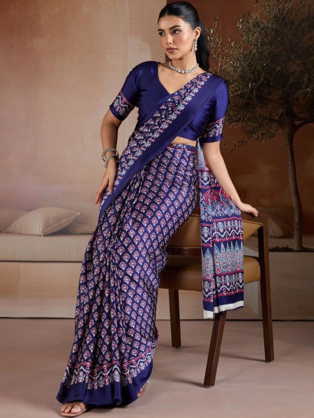 LeeliPeeri Designer Satin Designer Saree thumbnail 5