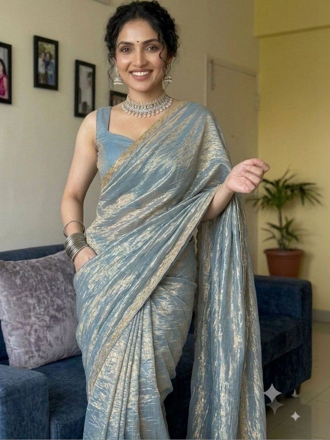 Akshmi Creation Women Zari Supernet Saree - view 1