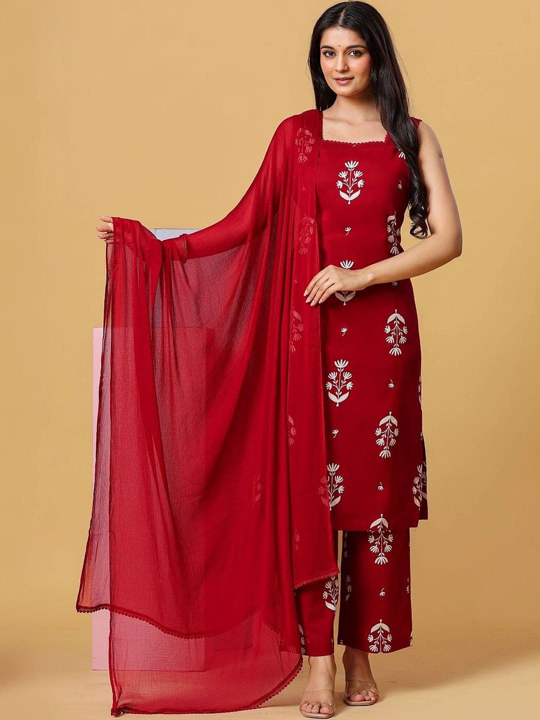 Sangria Women Floral Printed Regular Pure Cotton Kurta with Palazzos & With Dupatta thumbnail 6