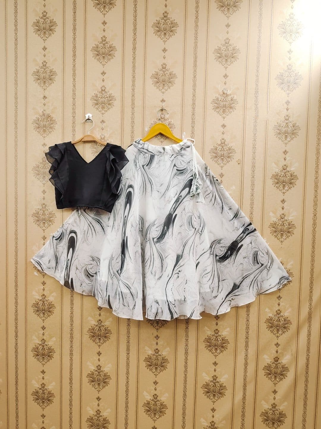 KALINI Girls Ready to Wear Lehenga & thumbnail 2