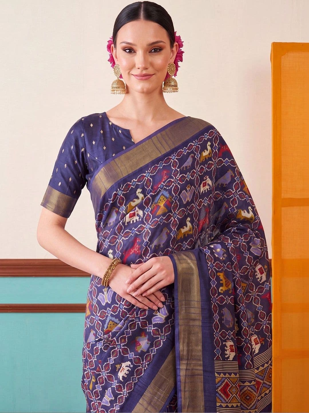 Anouk Zari Silk Blend Designer Patola Saree thumbnail 7