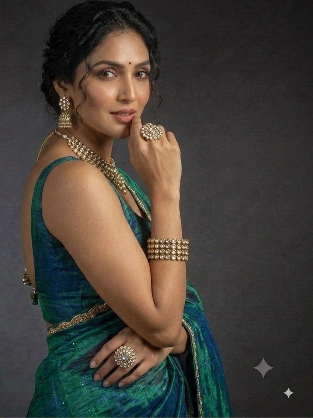 Akshmi Creation Supernet Saree thumbnail 2