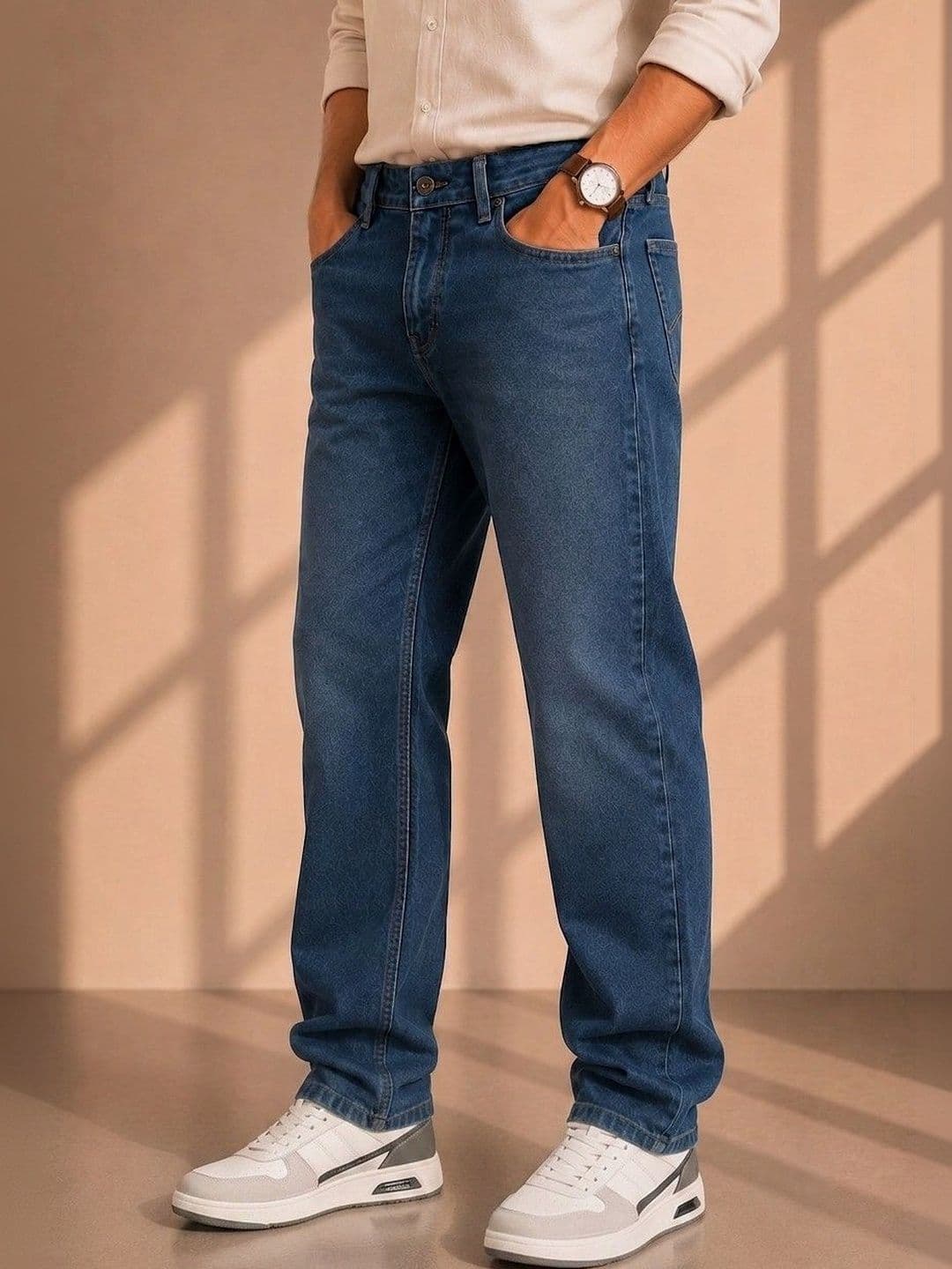 zayla Men Jean Regular Fit Mid-Rise Light Fade Stretchable Jeans thumbnail 2
