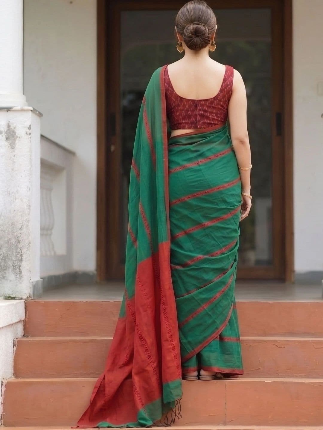 RUTVA FASHION Striped Zari Pure Linen Saree thumbnail 2