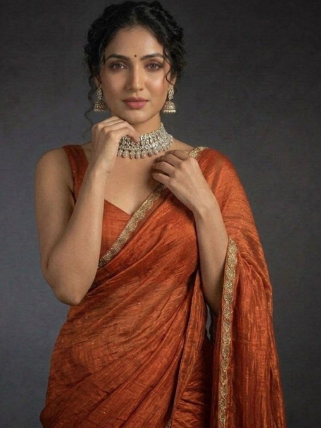 Akshmi Creation Satin Saree thumbnail 3