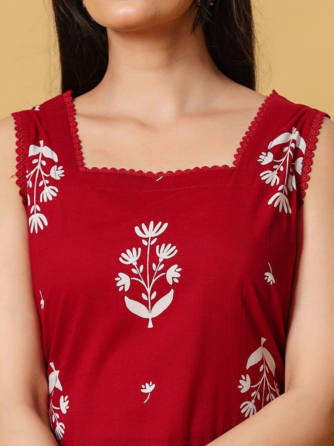 Sangria Women Floral Printed Regular Pure Cotton Kurta with Palazzos & With Dupatta thumbnail 3