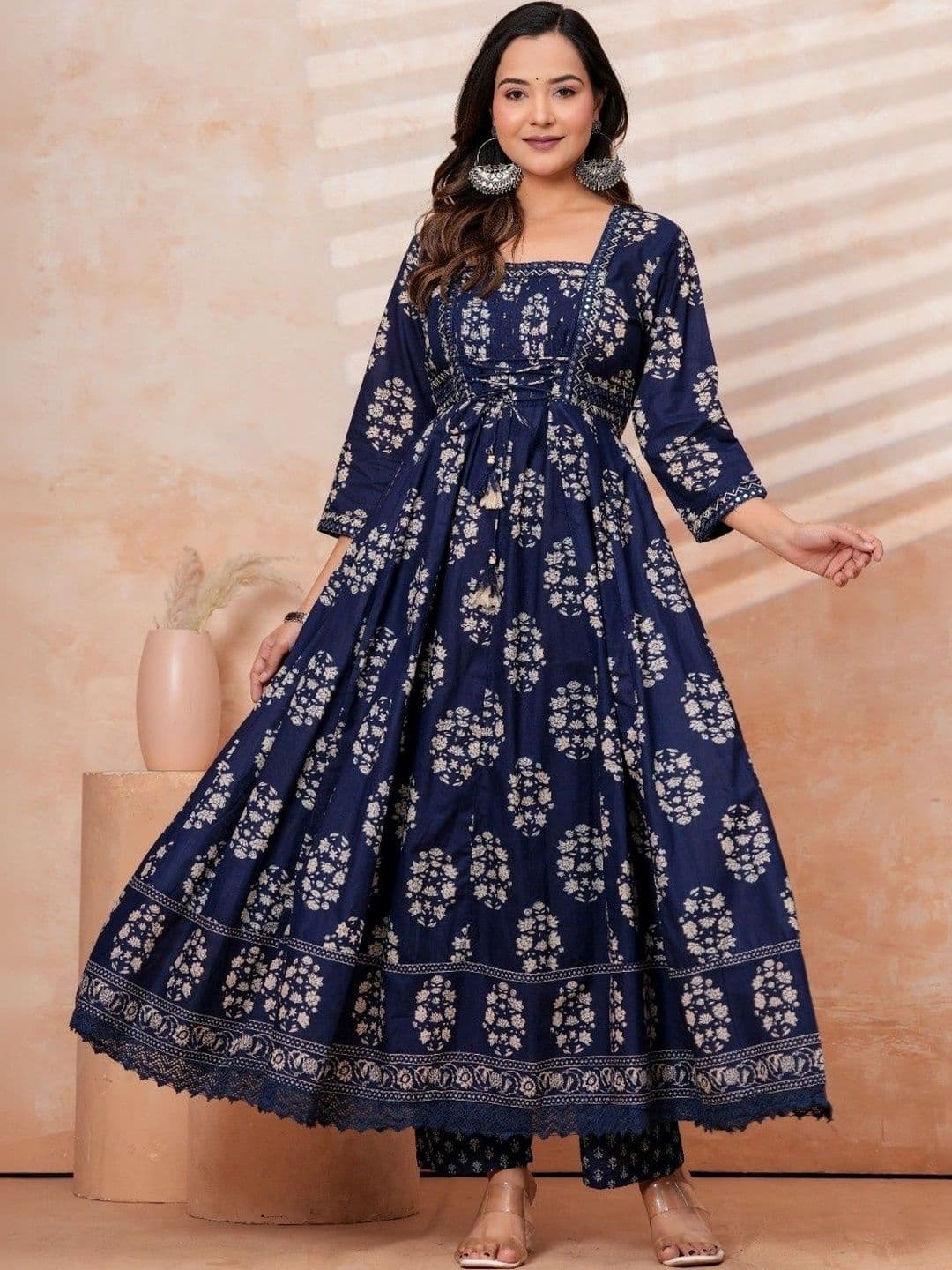 Moda Rapido Women Floral Printed Empire Pure Cotton Kurta with Trousers & Dupatta thumbnail 7