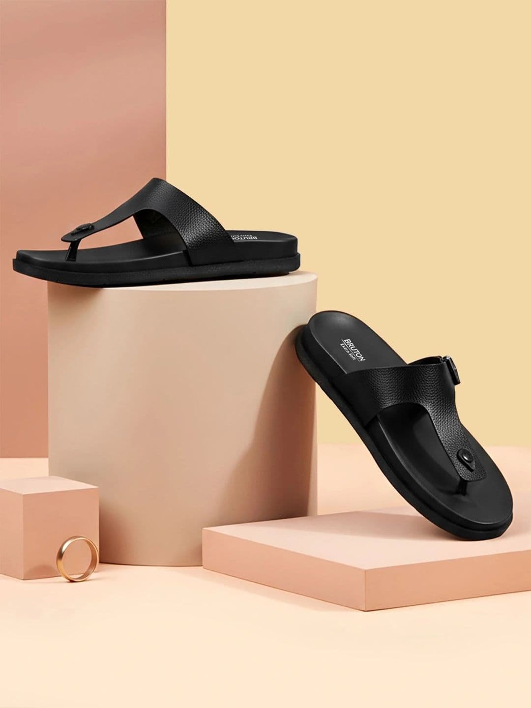 Bruton Men Thong Flip-Flops - view 1