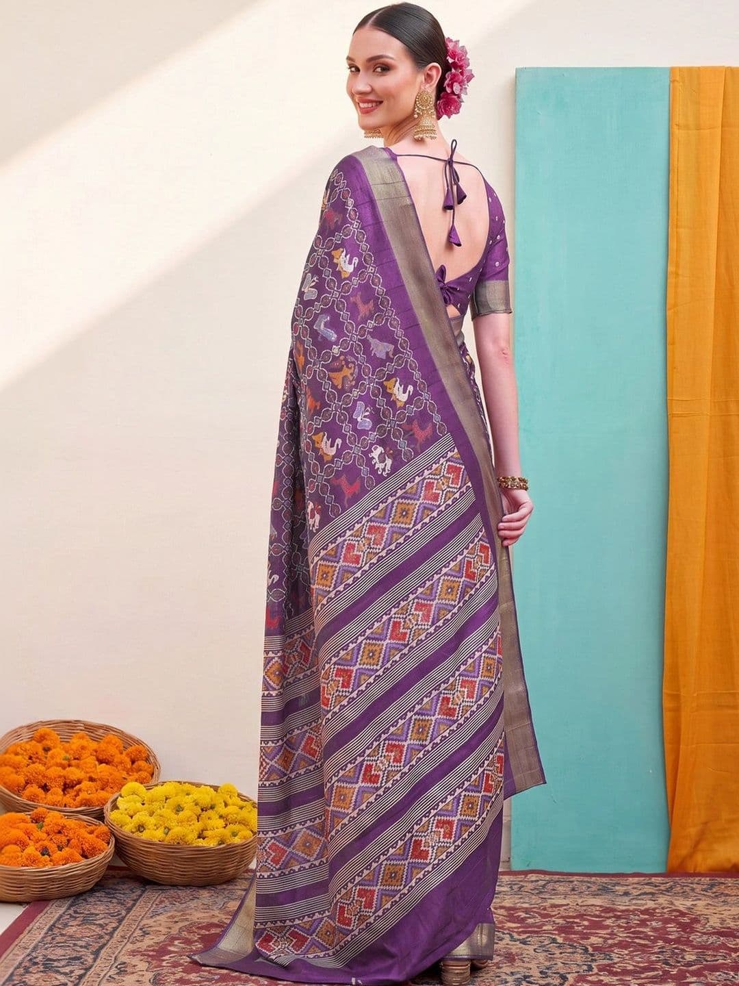 Anouk Ethnic Motifs Zari Silk Blend Designer Patola Saree thumbnail 6