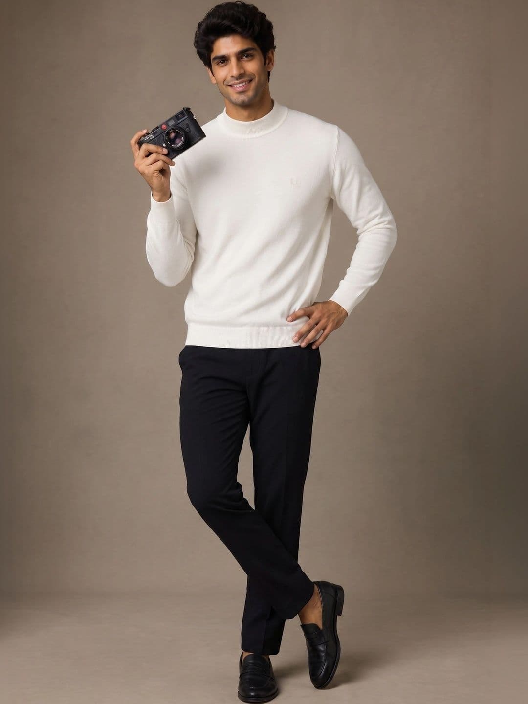 Roadster Men Cotton Solid Mock Collar Long Sleeves Pullover thumbnail 4