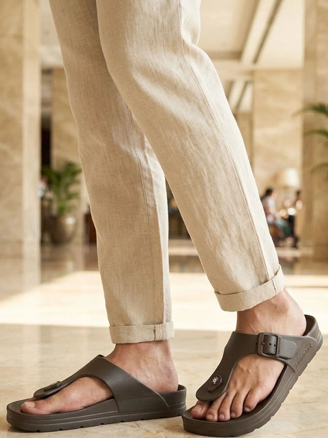 Red Tape Men Thong Flip-Flops thumbnail 6