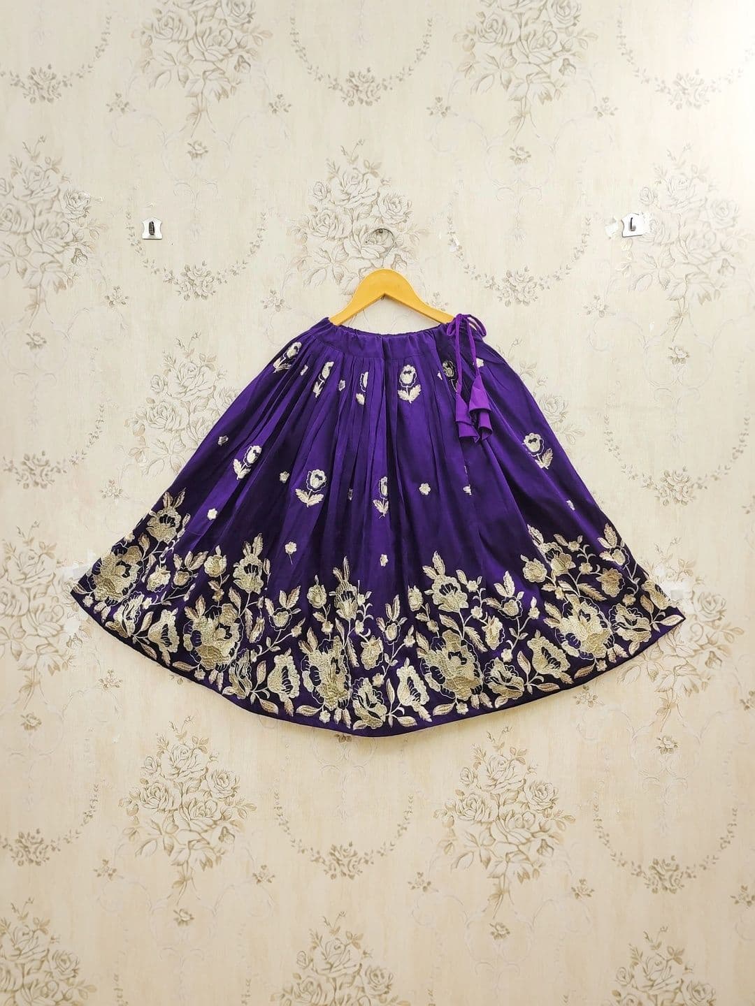 KALINI Girls Embroidered Thread Work Ready to Wear Lehenga & thumbnail 6