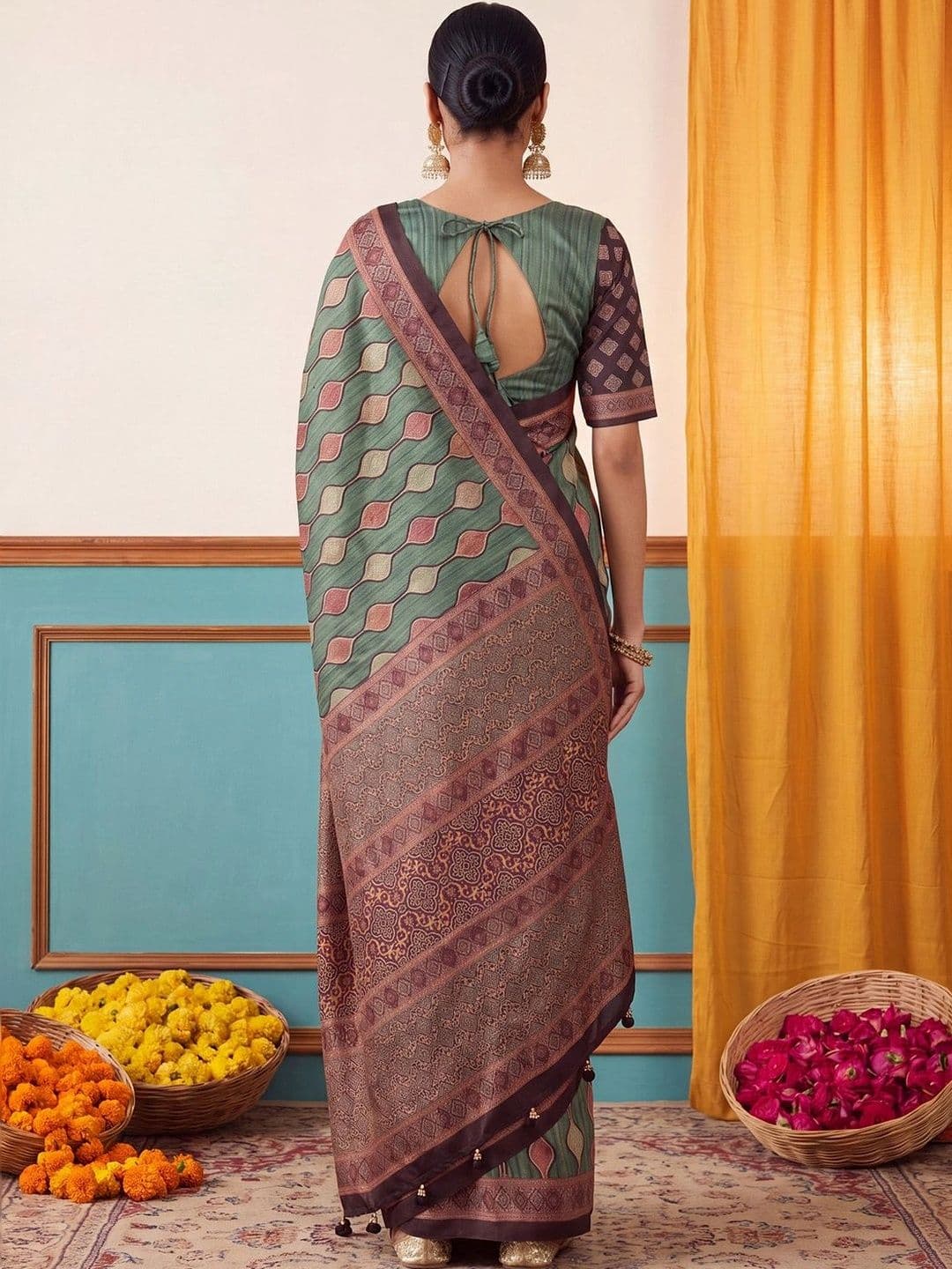 Anouk Silk Blend Designer Block Print Saree thumbnail 6