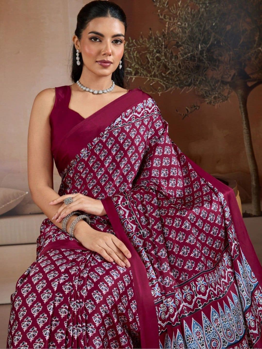 LeeliPeeri Designer Satin Designer Saree thumbnail 6