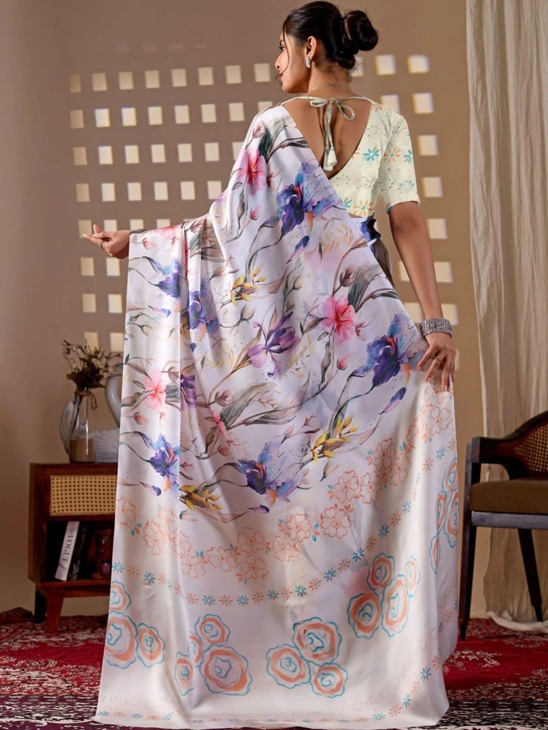 LeeliPeeri Designer Floral Designer Saree thumbnail 5