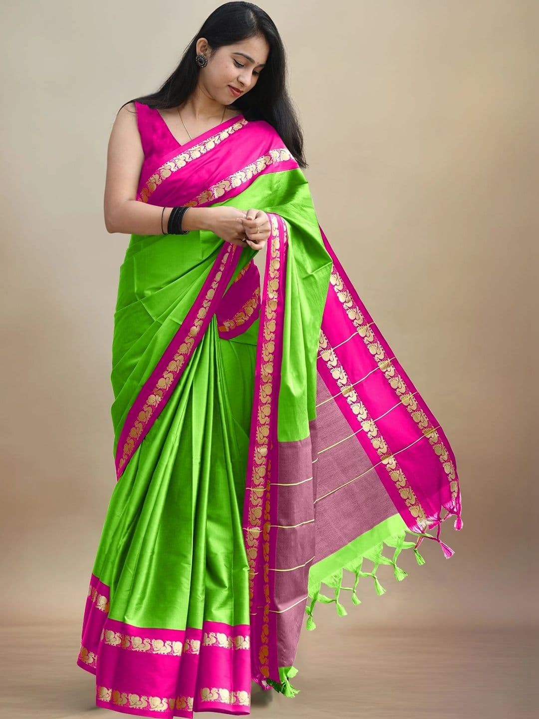 UMANTA Ethnic Motifs Zari Silk Cotton Designer Gadwal Saree thumbnail 2