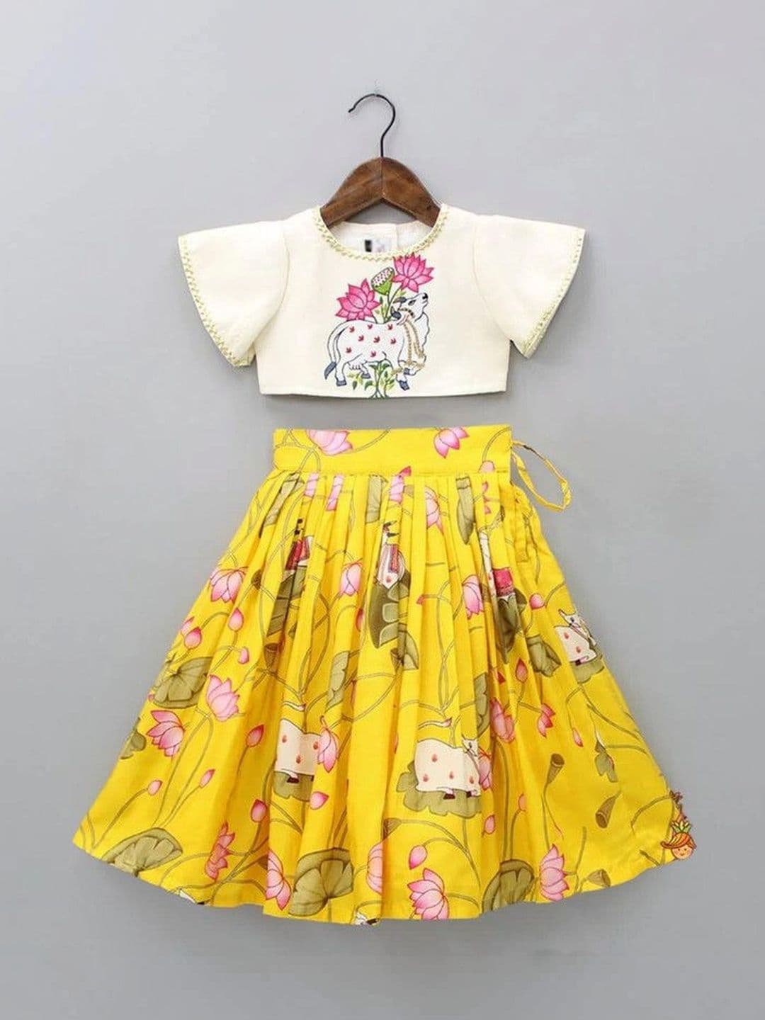 KALINI Girls Printed Kalamkari Ready to Wear Lehenga & thumbnail 4