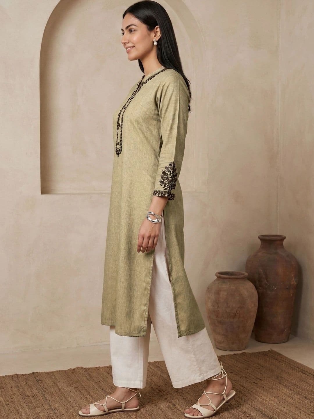 Anouk Women Ethnic Motifs Embroidered Thread Work Kurta thumbnail 5