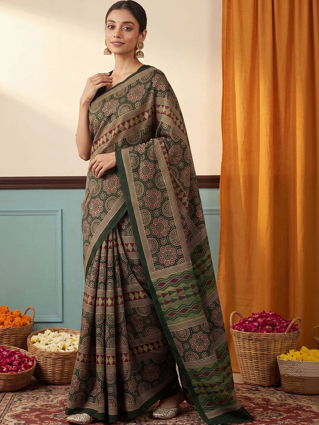 Anouk Silk Blend Designer Block Print Saree thumbnail 7