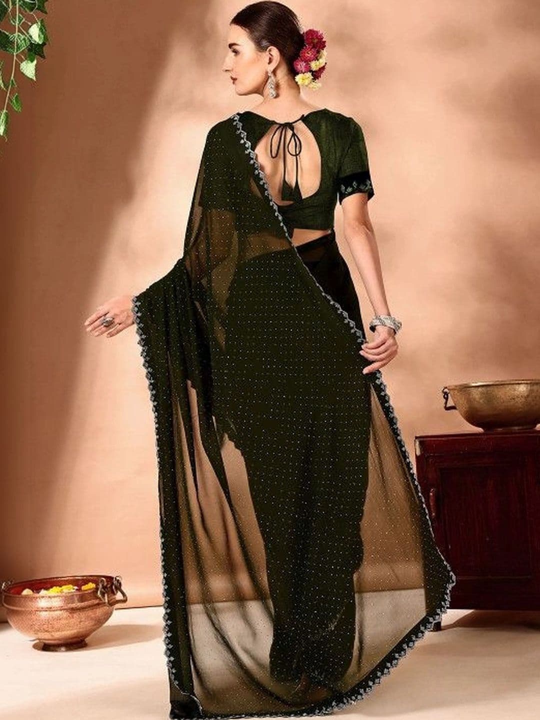 Leelavati Women Embellished Beads and Stones Pure Chiffon Saree thumbnail 6