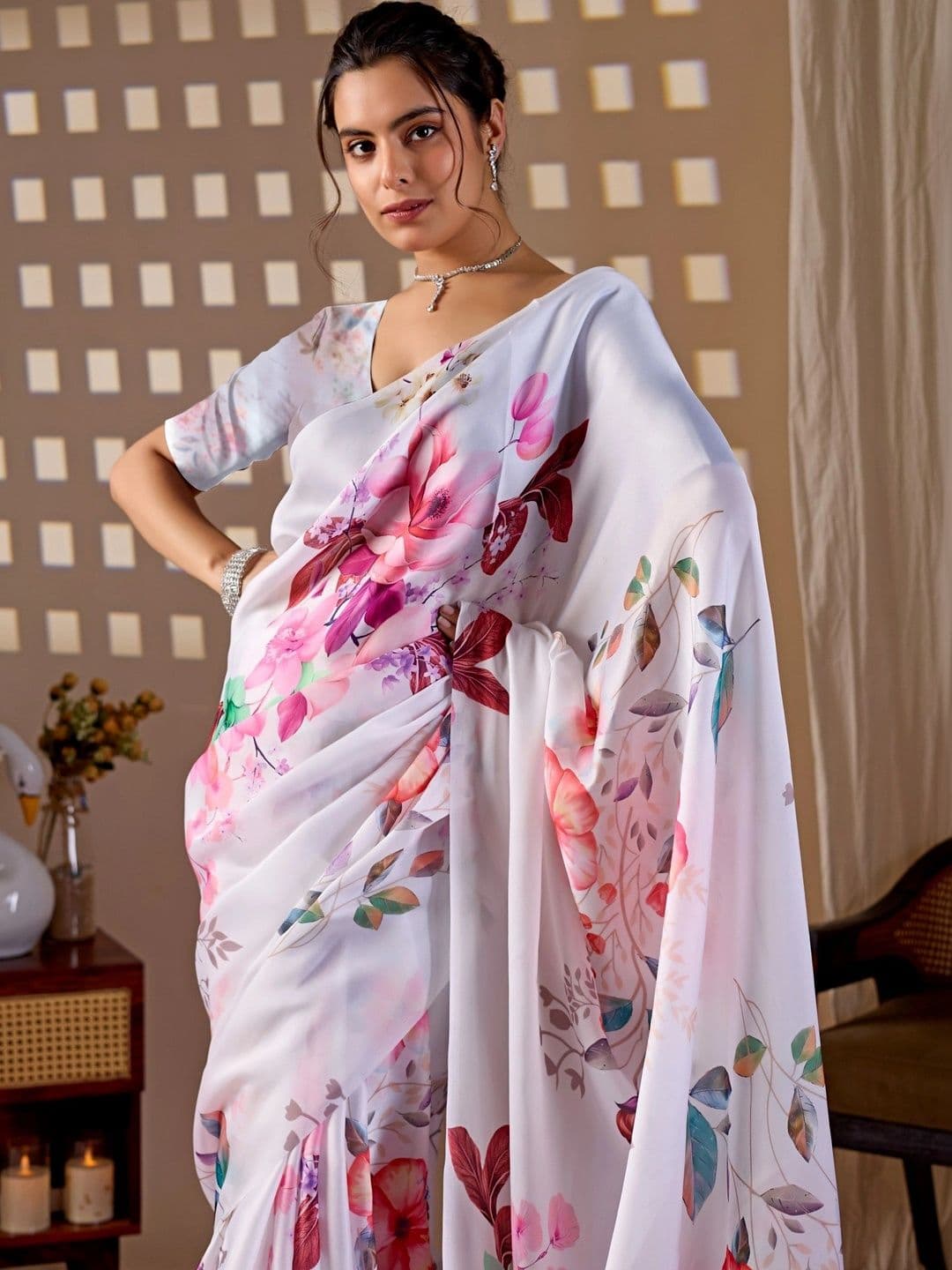 DIVASTRI Floral Satin Designer Saree thumbnail 5