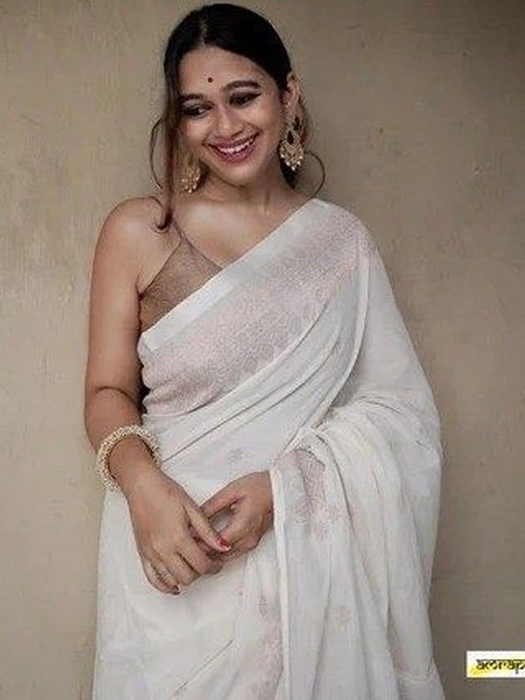 NARIVESH TRENDS Silk Cotton Saree thumbnail 2
