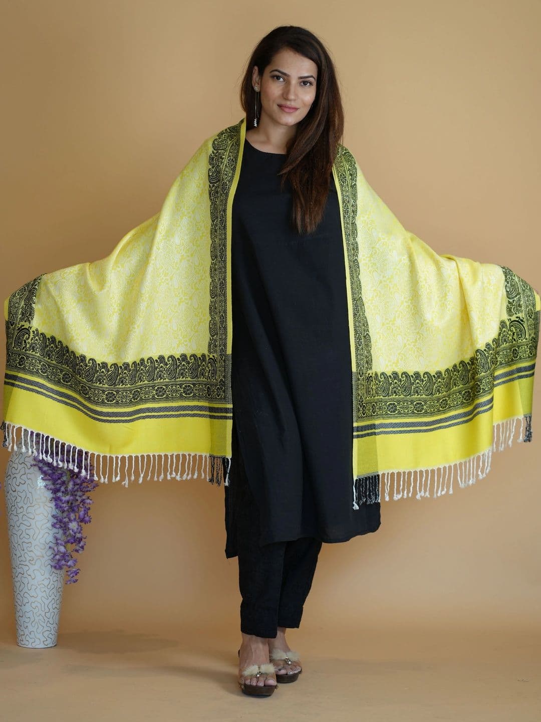 S.T. Women Ethnic Motifs Printed Acrylic Shawl thumbnail 4