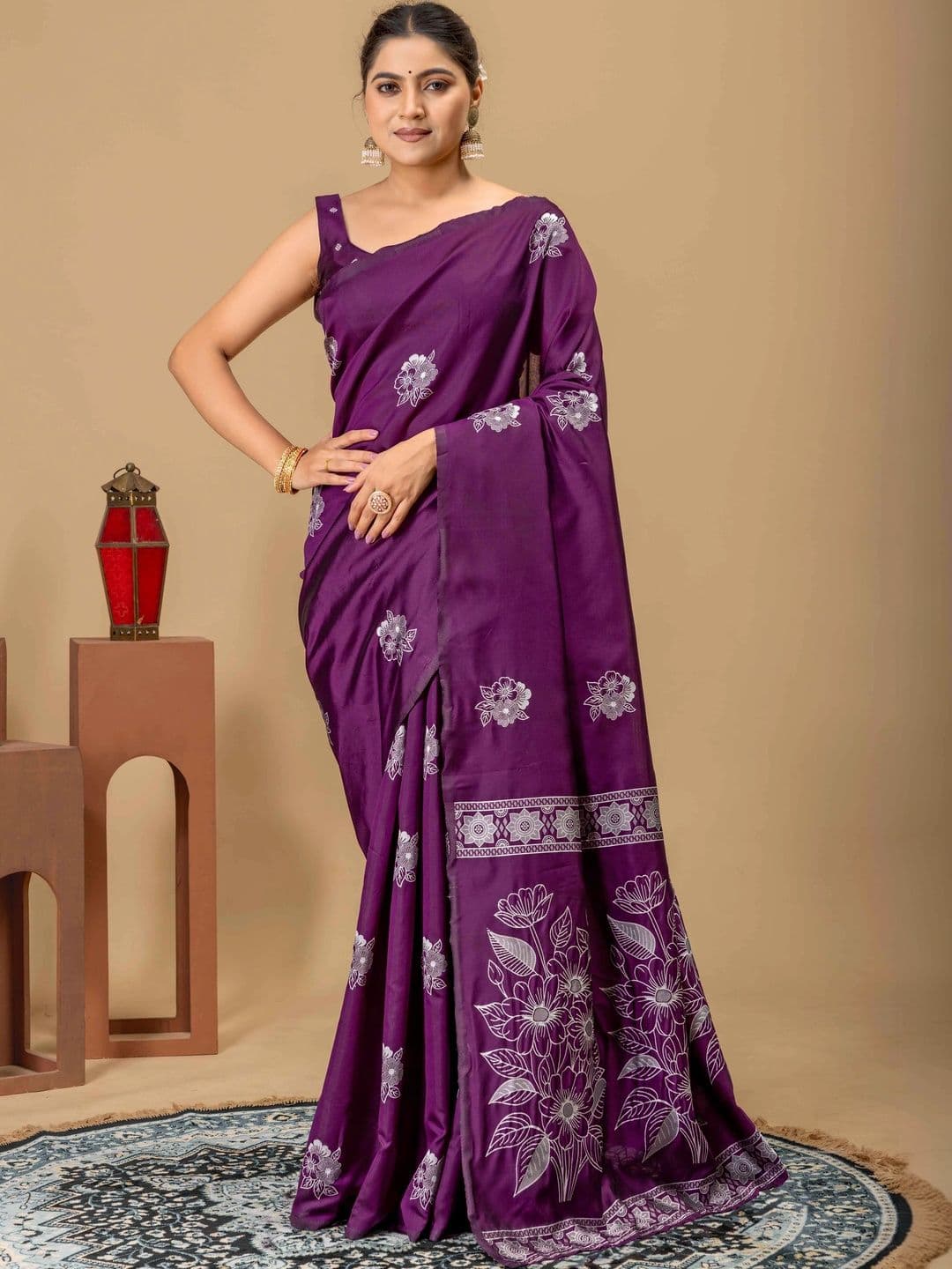 UMANTA Floral Silk Blend Banarasi Saree - view 1