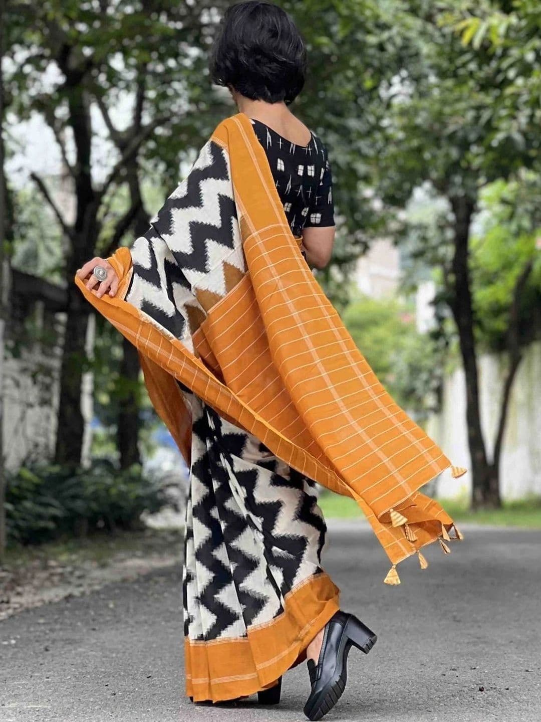 MITITA FASHION Saree thumbnail 6
