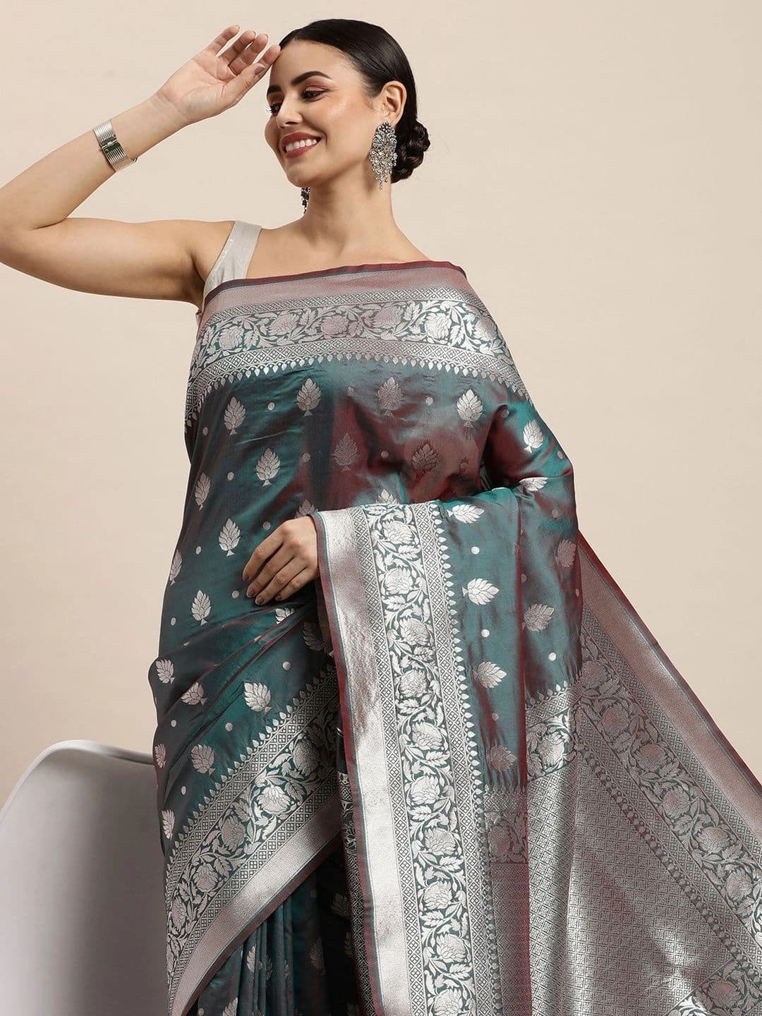 KALINI Woven Design Zari Art Silk Banarasi Saree thumbnail 5