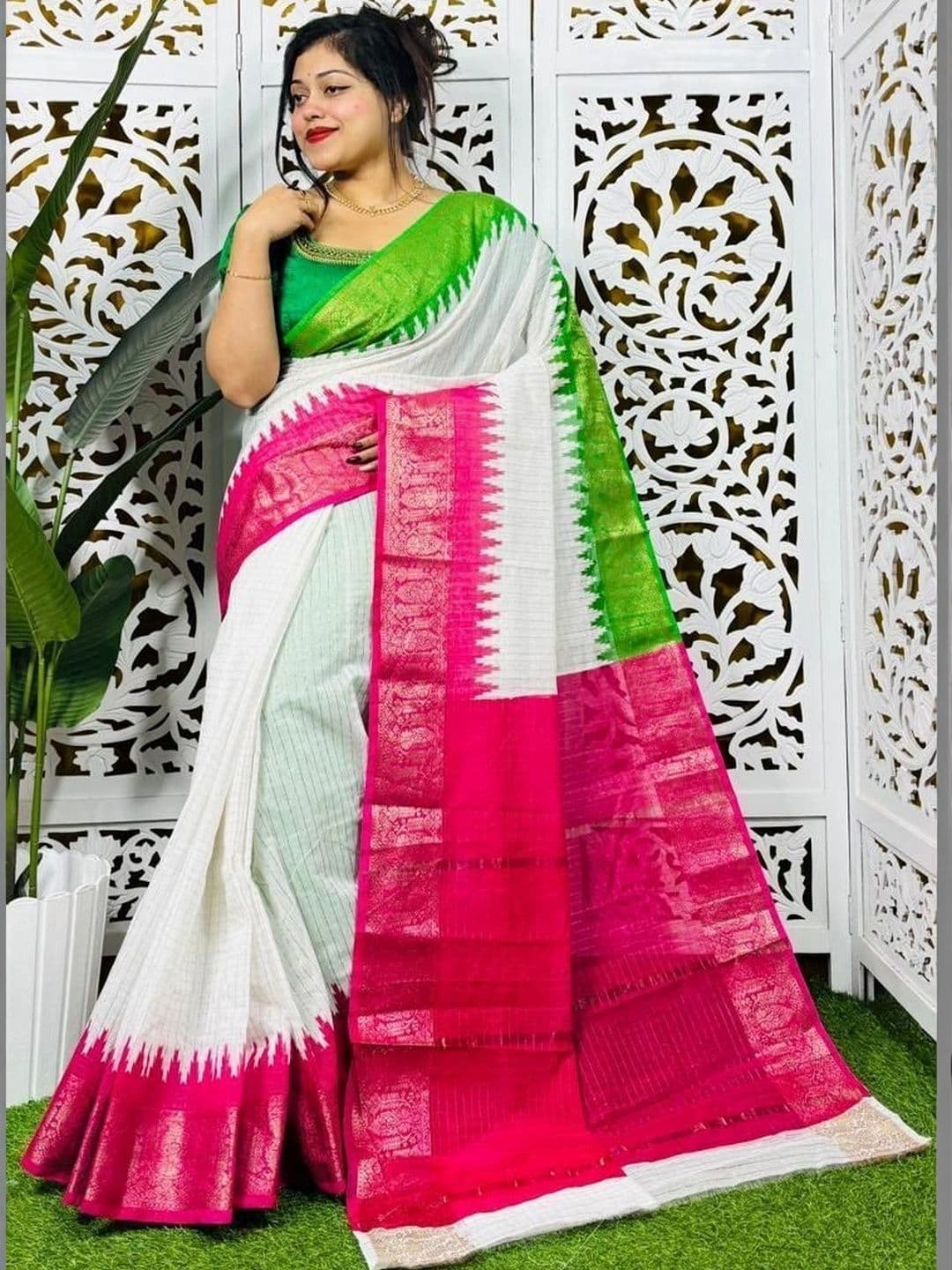 READYMART Woven Design Zari Pure Cotton Saree thumbnail 3