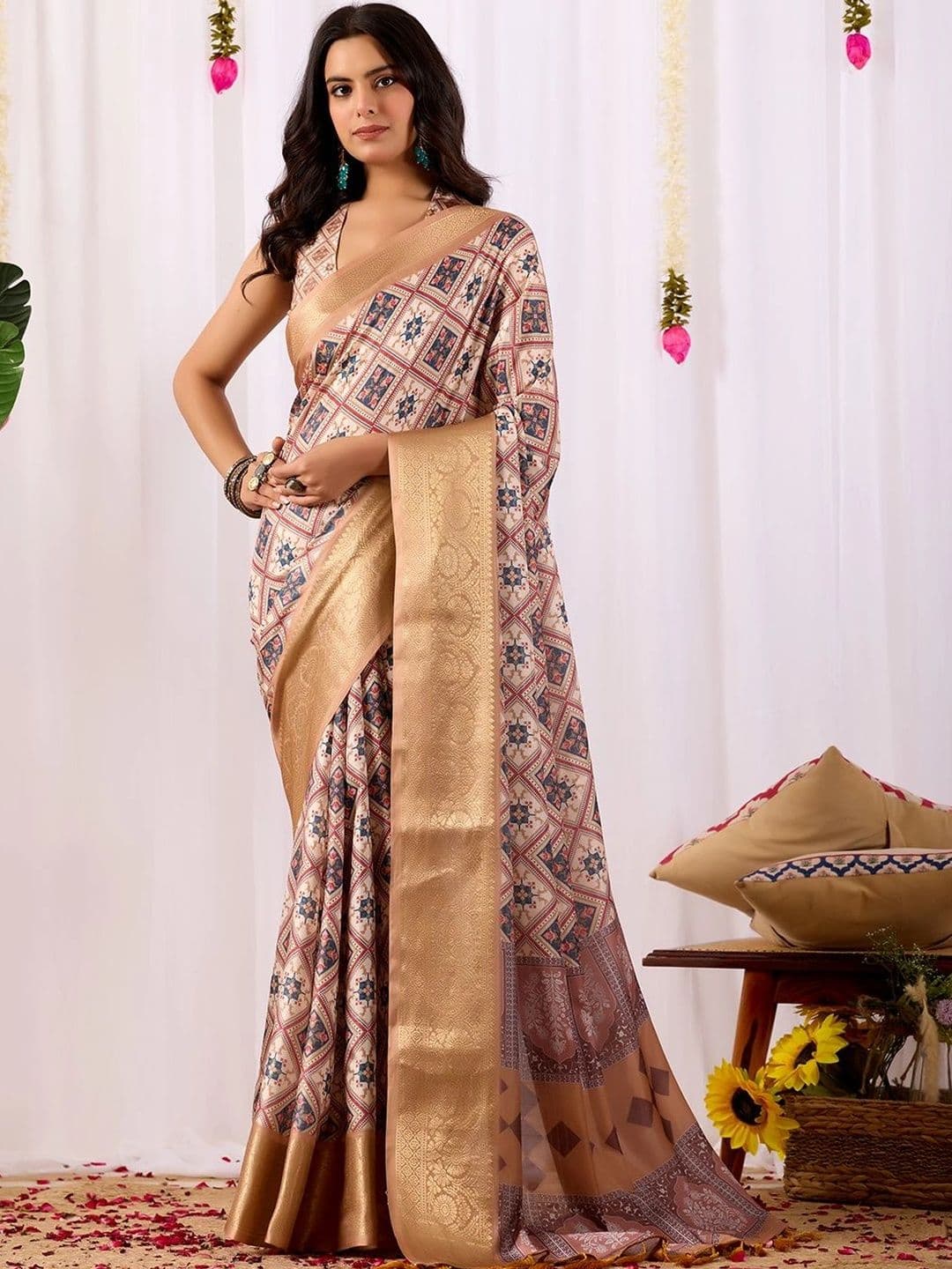 Mitera Zari Silk Blend Designer Saree - view 1