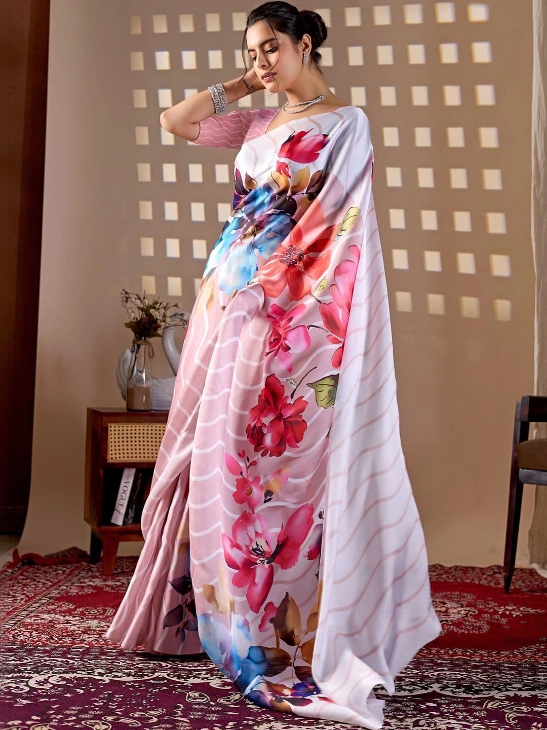 DIVASTRI Floral Satin Designer Saree thumbnail 4