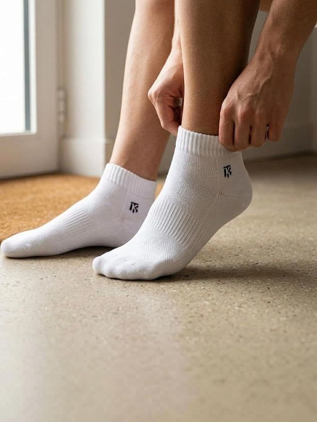 Kikitoes Men Pack of 2 Assorted Ankle Length Socks thumbnail 6