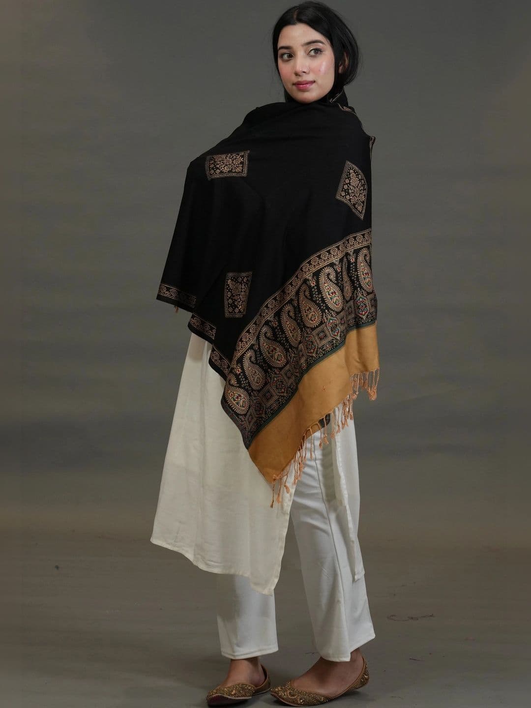S.T. Women Paisley Woven Design Acrylic Shawl thumbnail 5