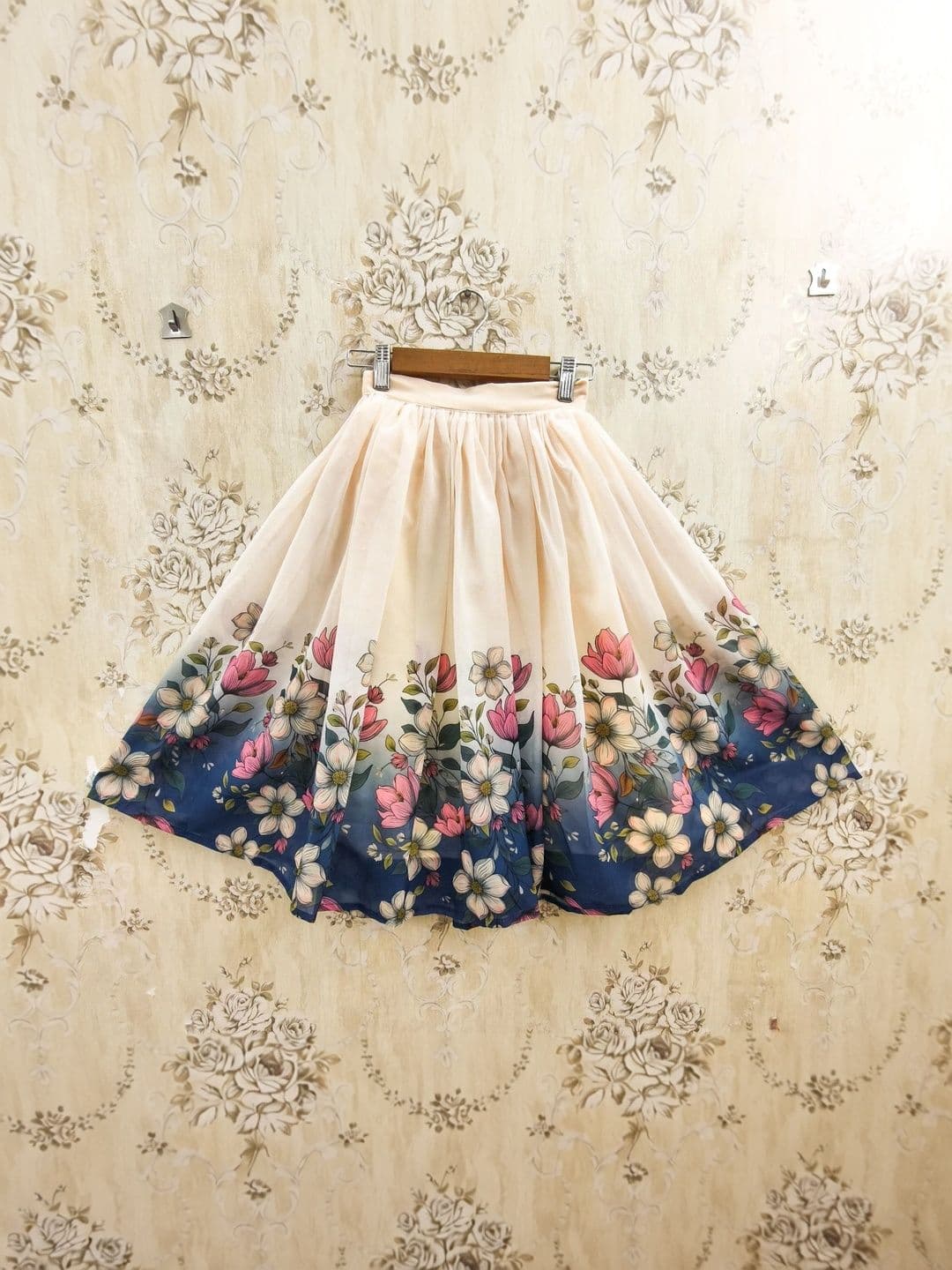 KALINI Girls Printed Ready to Wear Lehenga & thumbnail 2